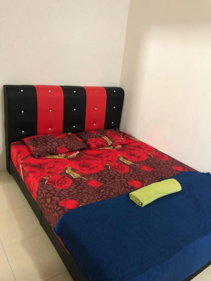 Hasnifana Homestay Seri Iskandar Εξωτερικό φωτογραφία