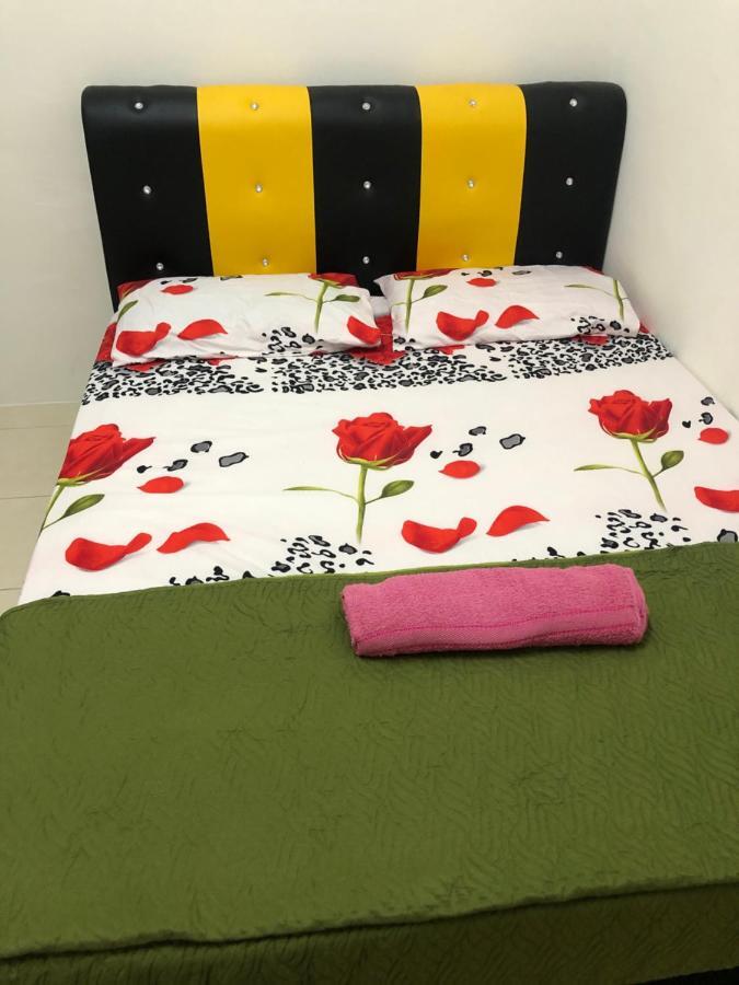 Hasnifana Homestay Seri Iskandar Εξωτερικό φωτογραφία